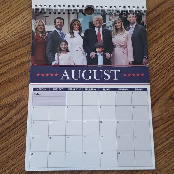 💥💥CLEARANCE!!💥💥Donald Trump "Making America Great Again" 2025 Wall Calendar - Picture 9 of 14